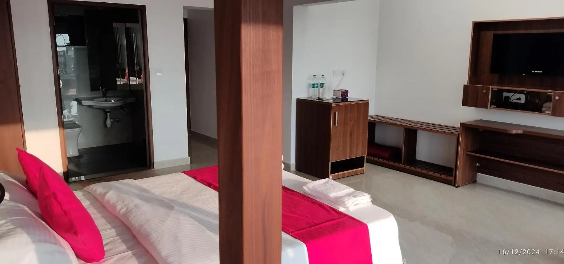 阿勒皮假日海滩度假村 Alappuzha 酒店