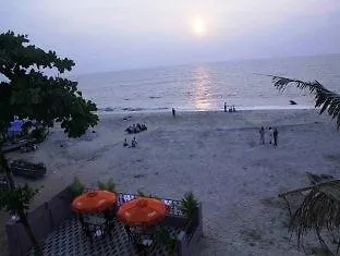 Alleppey Holiday Beach Resort Alappuzha 2*,  India